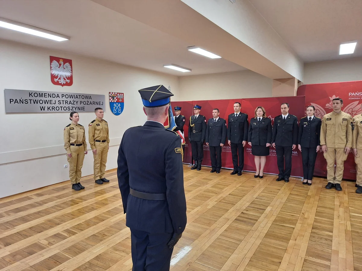 Nowi strażacy rozpoczęli służbę – zdjęcie 3